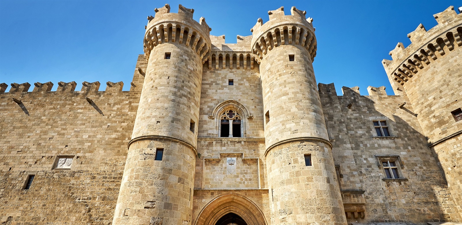 dd5a131a204c0dc845e5e4a440a7775d_rhodes_medieval_town_shutterstock-1